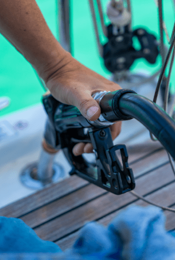 Παροχή Καυσίμων & Λαδιών